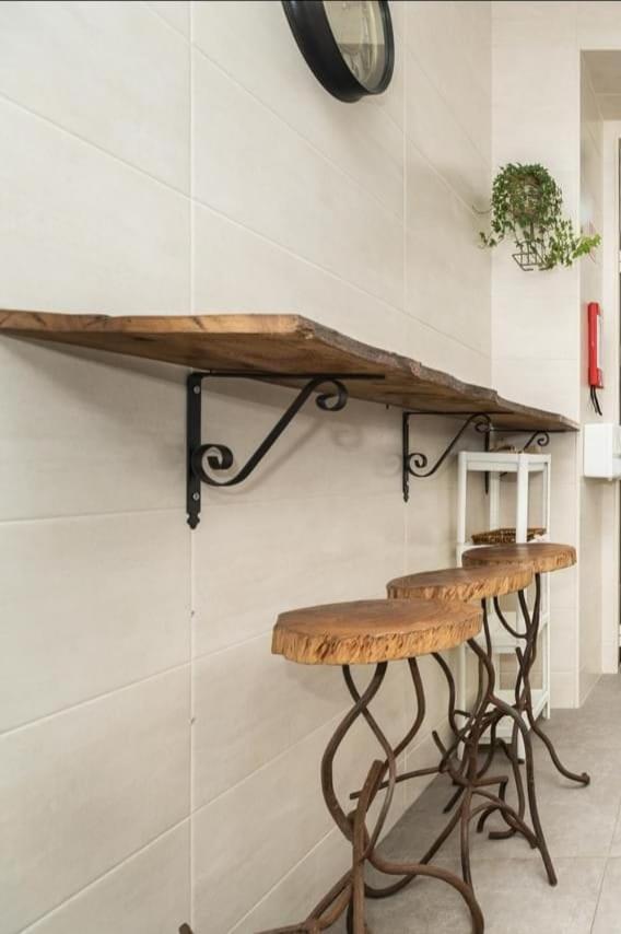 Rustic M2 R1 - Amazing Double Room With Shared Bathroom Lisbon Bagian luar foto